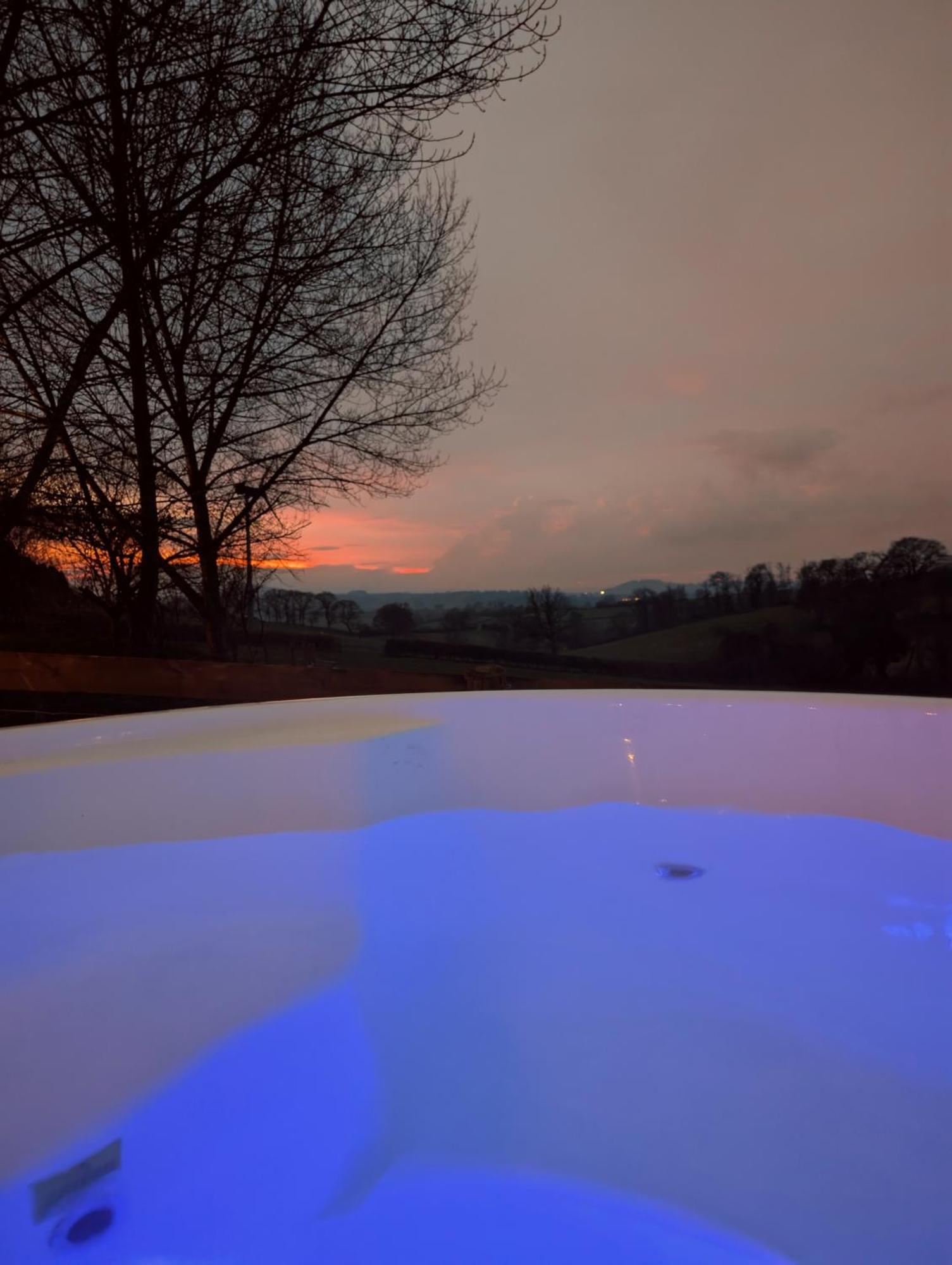Caplor Glamping & Lodges Hereford Zewnętrze zdjęcie
